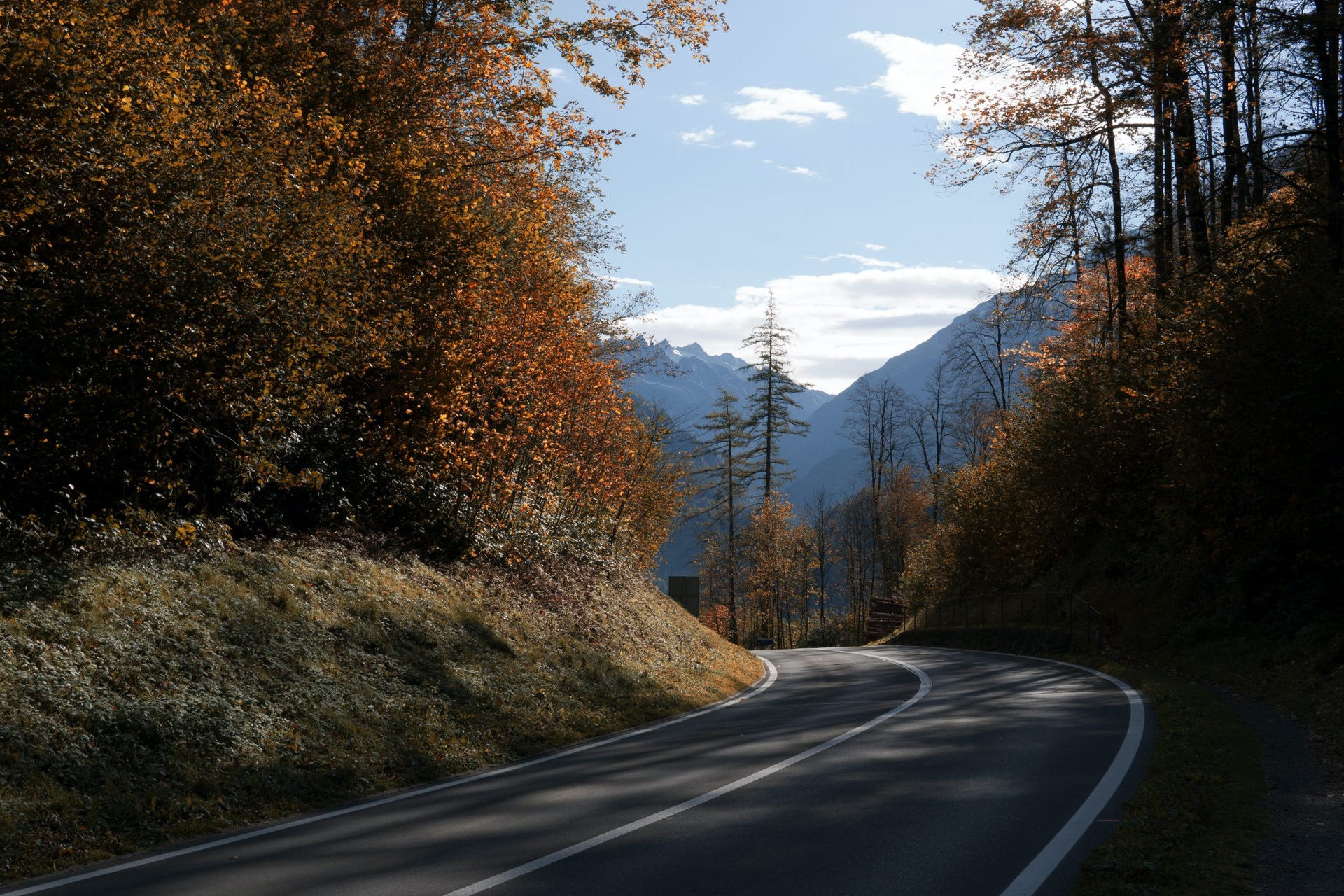 Straße in der Schweiz Führerschein Grenzgänger